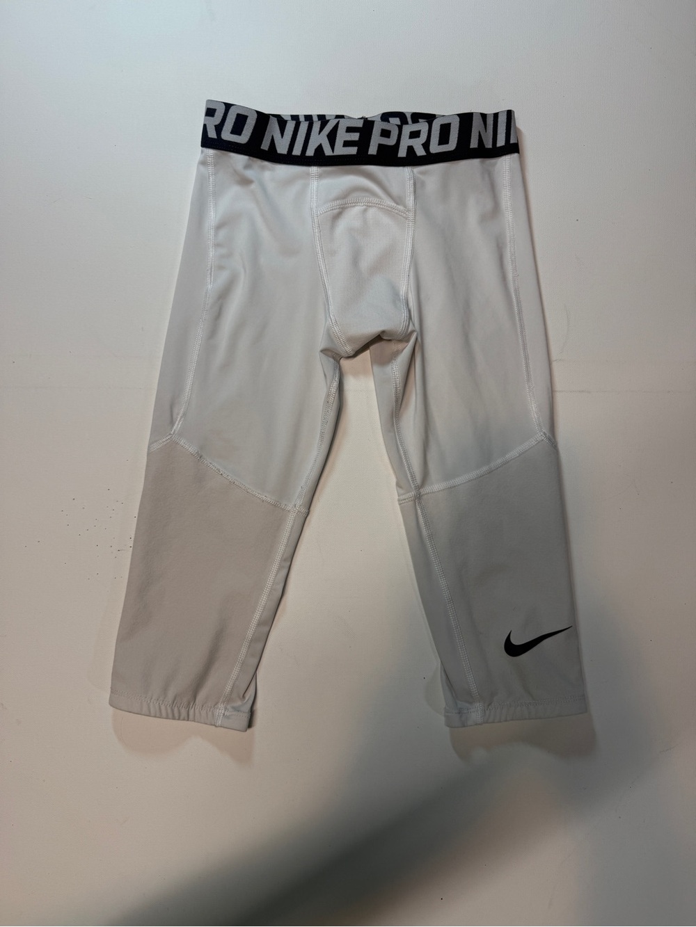 Nike White & Black 3/4 Compression Training Tights